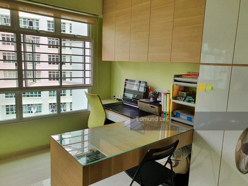 Blk 318C Yishun Avenue 9 (Yishun), HDB 5 Rooms #230812041